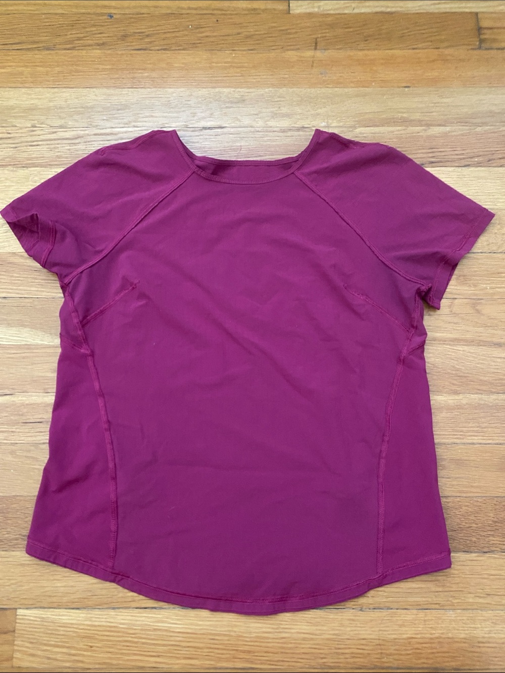 lululemon athletica Short Sleeve Active Tee - Magenta Plum